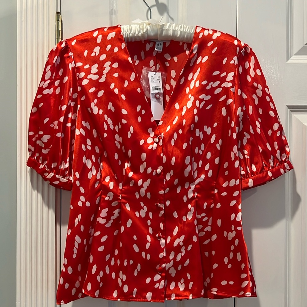 TOPSHOP NEW Top Red with White Dots Size 8 Puff Sleeves 100% Polyester